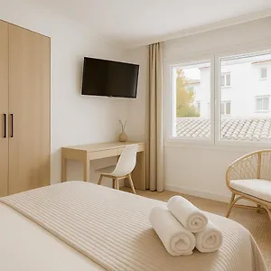 Moli De Mar Lloret - Hostal Y Apartamento - Check-In 24 Horas Pensjonat